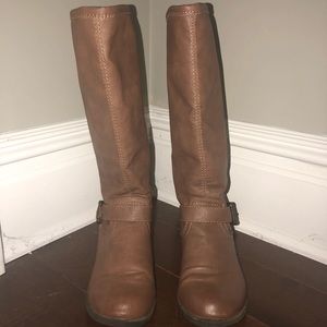Steve Madden brown boots